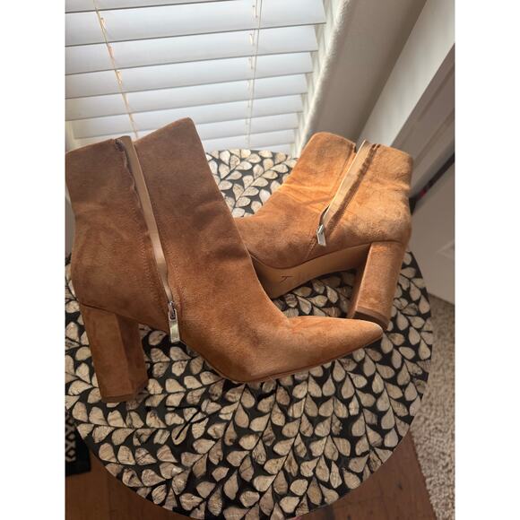 Marc Fisher Tan Suede Jarli Pointy Leather Ankle Bootie with Blocked Heel - Picture 11 of 11